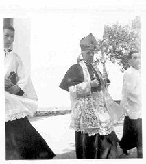 TABIA 1960 COMMUNIONS MGR LACASTE ET ABBE PEREZ